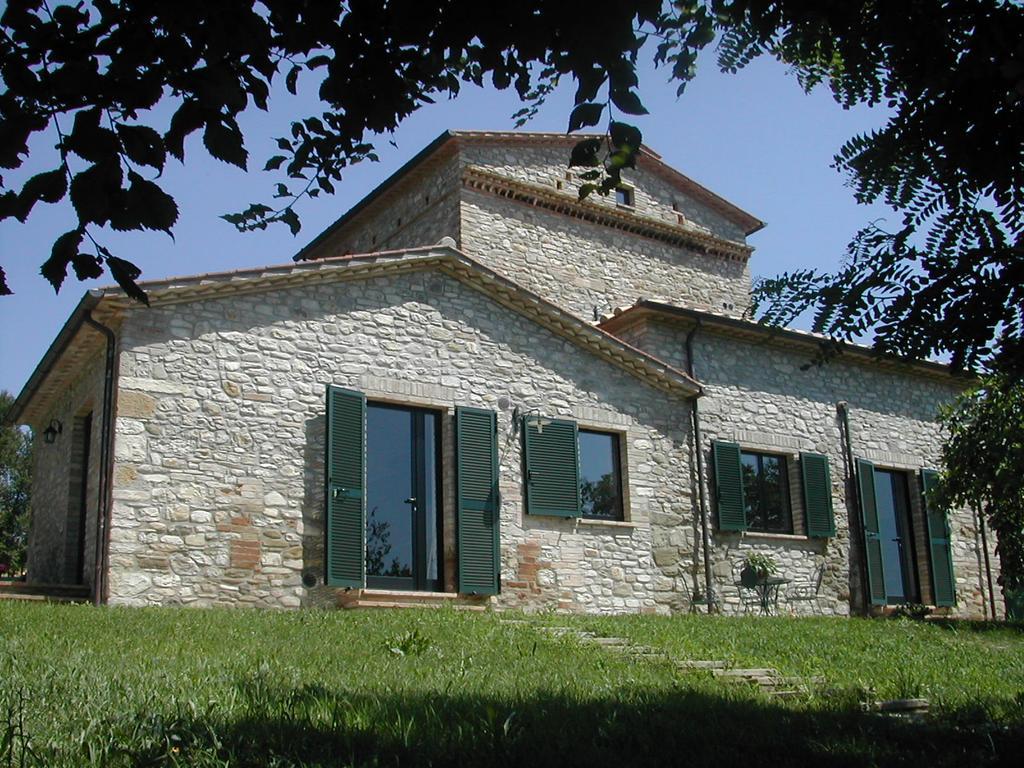 Вилла Agricola Caicucci Монтоне Экстерьер фото